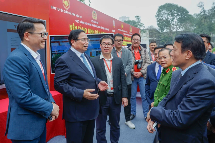 Thu-tuong-chinh-phu-phat-dong-phong-trao-binh-dan-hoc-vu-so-7.JPG
