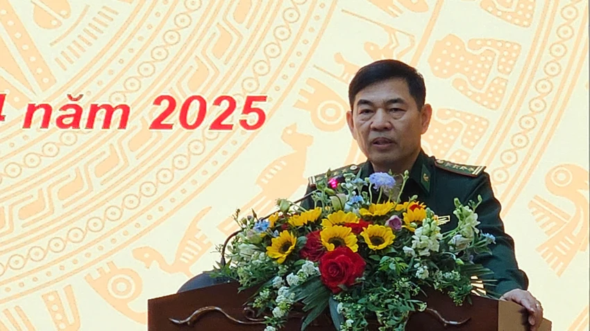 Da-san-sang-cho-giao-luu-quoc-phong-hai-nuoc-Viet-Nam-Trung-Quoc-3.jpg