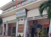 Phó giám đốc trung tâm y tế có em ruột làm kế toán trưởng