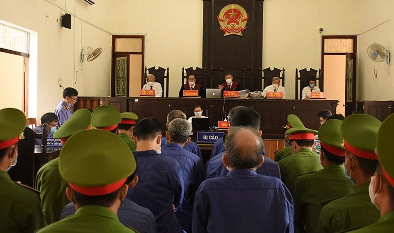 Phiên tòa xử nhóm người Trung Quốc sản xuất trái phép ma túy ở Kon Tum. Ảnh: CTV Phiên tòa xử nhóm người Trung Quốc sản xuất trái phép ma túy ở Kon Tum. Ảnh: CTV