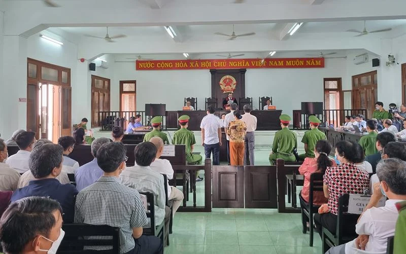 Tòa tuyên án sau ba ngày xét xử, nghị án. Ảnh: TẤN LỘC Tòa tuyên án sau ba ngày xét xử, nghị án. Ảnh: TẤN LỘC