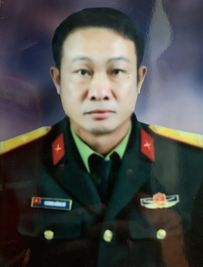 Thiếu tá Trương Hồng Kỳ. Ảnh tư liệu của Ban Chỉ huy quân sự thị xã Sông Cầu Thiếu tá Trương Hồng Kỳ. Ảnh tư liệu của Ban Chỉ huy quân sự thị xã Sông Cầu