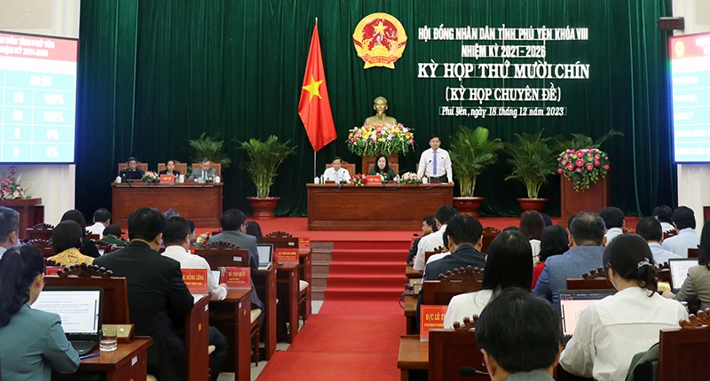 duong-ven-bien.jpg