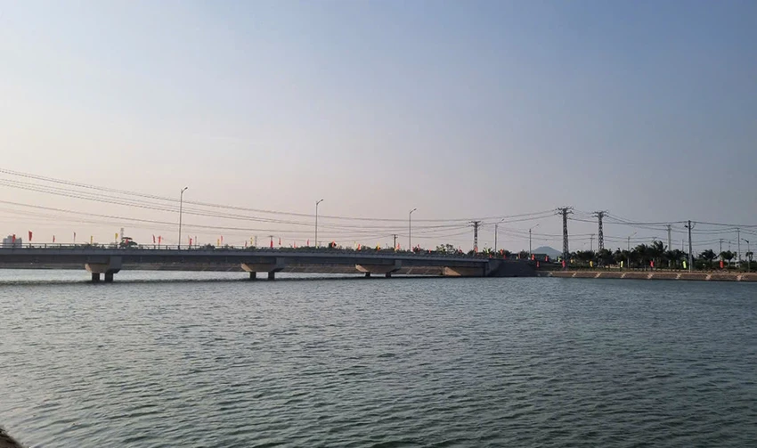 tieu-thoat-lu-2.jpg