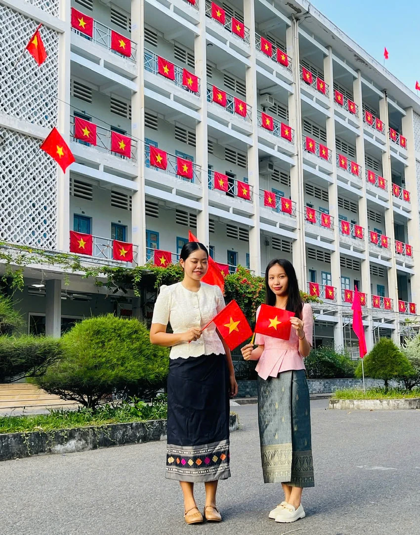 giai-phong-mien-nam-2.jpg