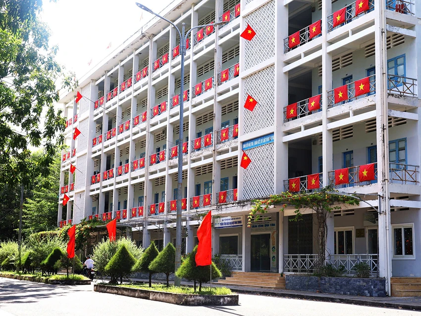 giai-phong-mien-nam-4.jpg