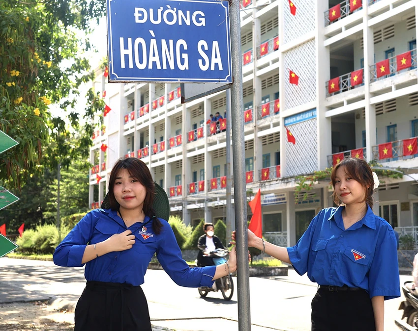 giai-phong-mien-nam-5.jpg