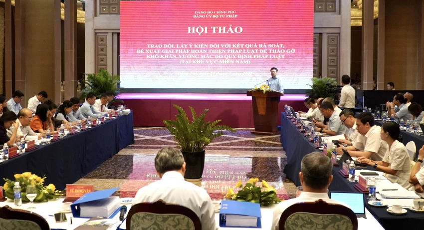hoi-thao.jpg