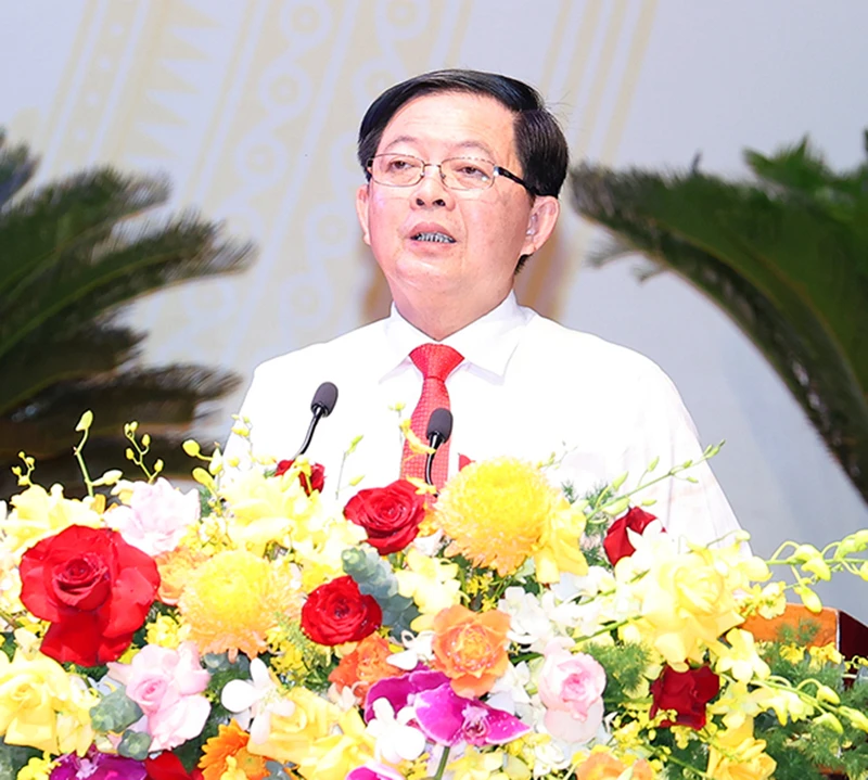 ho-quoc-dung.jpg