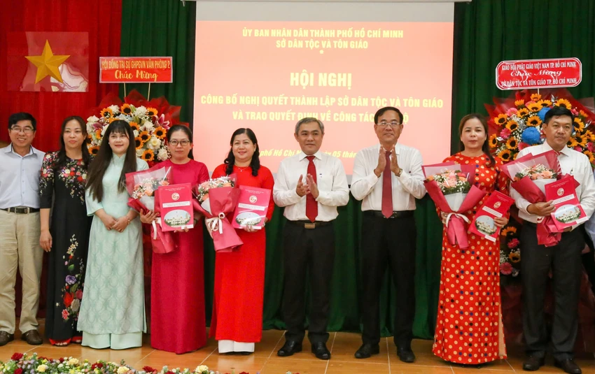Sở Dân tộc và Tôn giáo TP.HCM bổ nhiệm cán bộ sau khi thành lập
