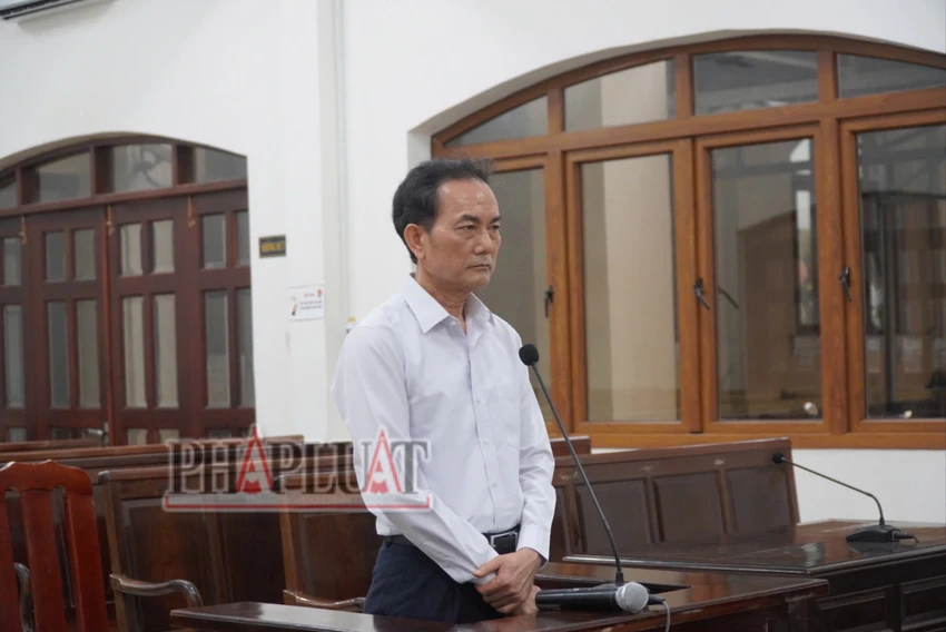 Bị cáo Võ Văn Chánh - cựu phó chủ tịch UBND tỉnh Đồng Nai tại tòa. Ảnh: VŨ HỘI