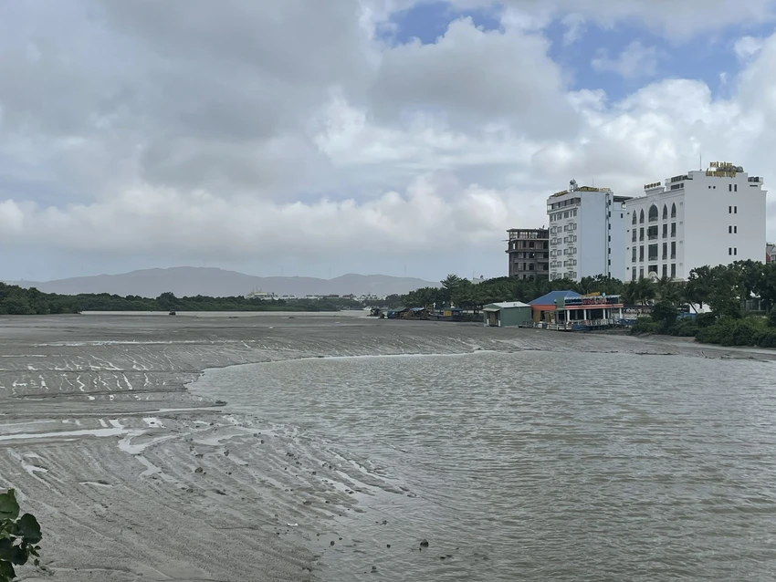 bùn thải