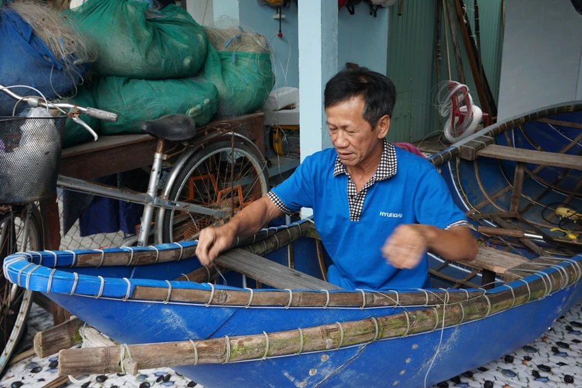 thuyền trăng