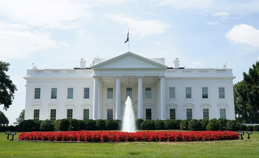Nhà Trắng ở thủ đô Washington D.C. (Mỹ) ngày 21-7. Ảnh: REUTERS Nhà Trắng ở thủ đô Washington D.C. (Mỹ) ngày 21-7. Ảnh: REUTERS