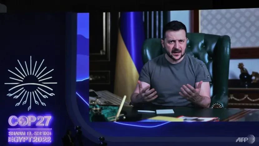 Tổng thống Ukraine - ông Volodymyr Zelensky phát biểu tại Hội nghị thượng đỉnh về khí hậu của Liên Hợp Quốc (LHQ) COP27 ngày 8-11. Ảnh: AFP Tổng thống Ukraine - ông Volodymyr Zelensky phát biểu tại Hội nghị thượng đỉnh về khí hậu của Liên Hợp Quốc (LHQ) COP27 ngày 8-11. Ảnh: AFP