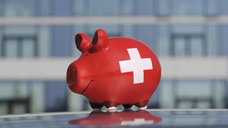 Thụy Sĩ đóng băng gần 8 tỷ USD tài sản của Nga. Ảnh: GETTY IMAGES Thụy Sĩ đóng băng gần 8 tỷ USD tài sản của Nga. Ảnh: GETTY IMAGES