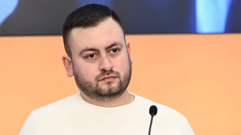 Nhà báo, tổng biên tập của Sputnik Lithuania - ông Marat Kasem. Ảnh: SPUTNIK Nhà báo, tổng biên tập của Sputnik Lithuania - ông Marat Kasem. Ảnh: SPUTNIK