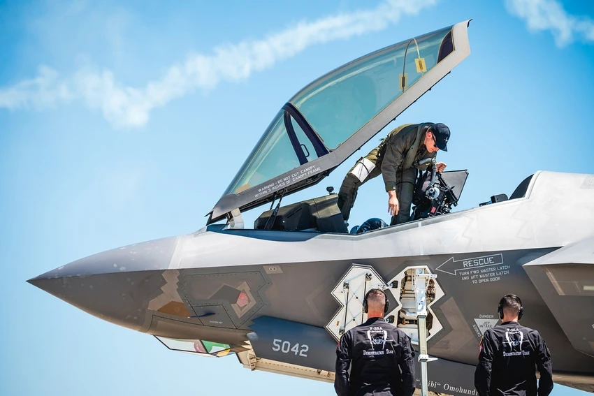 Tiêm kích F-35A của Không quân Mỹ tại Triển lãm Hàng không Wings Over Wayne 2019 tại Căn cứ Không quân Seymour Johnson, bang North Carolina ngày 27-4-2019. Ảnh: KHÔNG QUÂN MỸ Tiêm kích F-35A của Không quân Mỹ tại Triển lãm Hàng không Wings Over Wayne 2019 tại Căn cứ Không quân Seymour Johnson, bang North Carolina ngày 27-4-2019. Ảnh: KHÔNG QUÂN MỸ