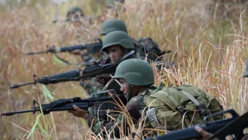 Binh sĩ Philippines trong một cuộc tập trận ở phía bắc Manila vào năm 2015. Ảnh: AFP Binh sĩ Philippines trong một cuộc tập trận ở phía bắc Manila vào năm 2015. Ảnh: AFP