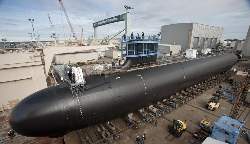 Tàu ngầm hạt nhân lớp Virginia USS Minnesota tại nhà máy đóng tàu ở bang Virginia (Mỹ) tháng 11-2012. Ảnh: HẢI QUÂN MỸ Tàu ngầm hạt nhân lớp Virginia USS Minnesota tại nhà máy đóng tàu ở bang Virginia (Mỹ) tháng 11-2012. Ảnh: HẢI QUÂN MỸ