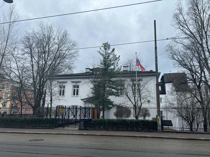 Đại sứ quán Nga tại Oslo, Na Uy. Ảnh: REUTERS Đại sứ quán Nga tại Oslo, Na Uy. Ảnh: REUTERS