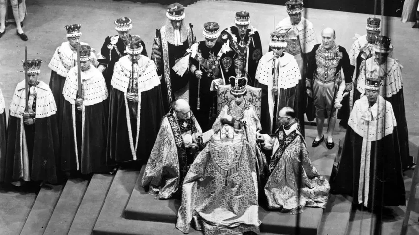 Lễ đăng quang của Nữ hoàng Elizabeth II. Ảnh: GETTY IMAGES Lễ đăng quang của Nữ hoàng Elizabeth II. Ảnh: GETTY IMAGES