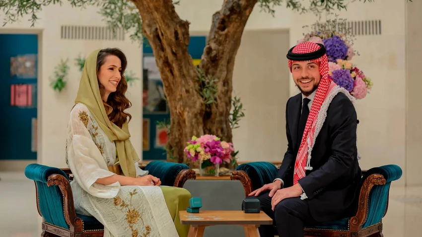 Thái tử Jordan Hussein và Thái tử phi Rajwa Alseif. Ảnh: CNN Thái tử Jordan Hussein và Thái tử phi Rajwa Alseif. Ảnh: CNN