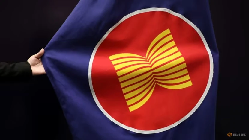 Cờ của Hiệp hội các quốc gia Đông Nam Á (ASEAN). Ảnh: REUTERS Cờ của Hiệp hội các quốc gia Đông Nam Á (ASEAN). Ảnh: REUTERS
