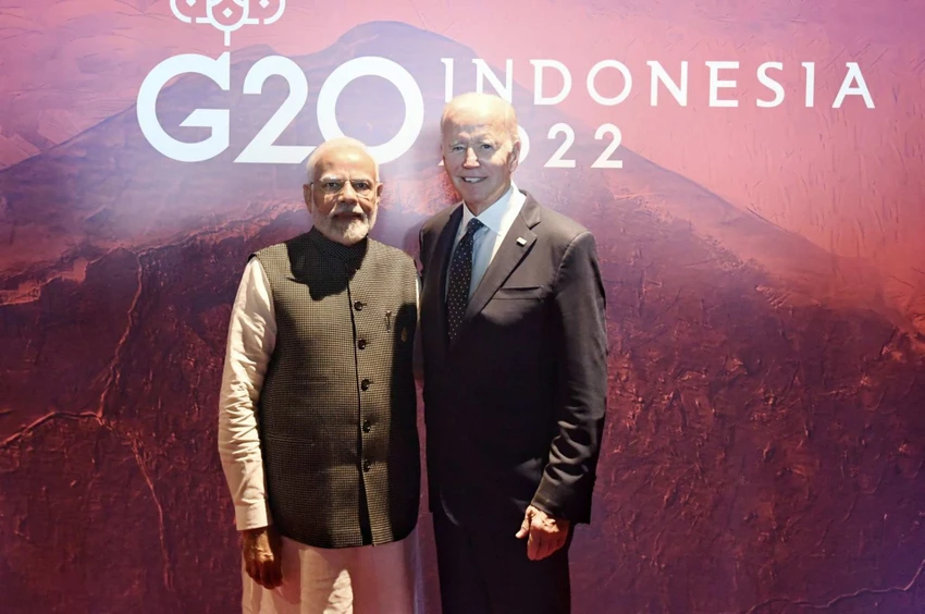 Tổng thống Mỹ Joe Biden (phải) và Thủ tướng Ấn Độ Narendra Modi tại Hội nghị thượng đỉnh G20 ở Indonesia vào tháng 11-2022. Ảnh: THE EURASIAN TIMES Tổng thống Mỹ Joe Biden (phải) và Thủ tướng Ấn Độ Narendra Modi tại Hội nghị thượng đỉnh G20 ở Indonesia vào tháng 11-2022. Ảnh: THE EURASIAN TIMES