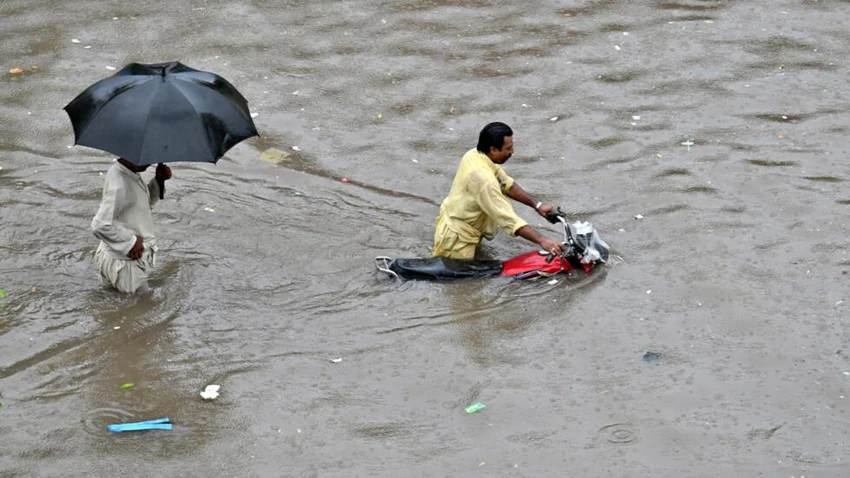 TP Lahore, tỉnh Punjab (Pakistan) đã ghi nhận lượng mưa kỷ lục. Ảnh: AFP TP Lahore, tỉnh Punjab (Pakistan) đã ghi nhận lượng mưa kỷ lục. Ảnh: AFP