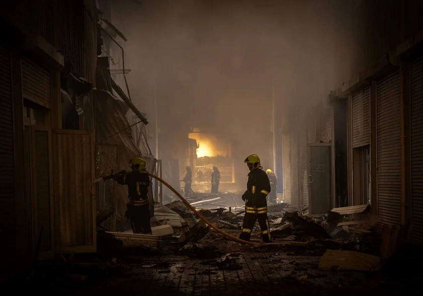 Hậu quả cuộc không kích của Nga nhằm vào TP Odesa (Ukraine) ngày 19-7. Ảnh: KYIV INDEPENDENT Hậu quả cuộc không kích của Nga nhằm vào TP Odesa (Ukraine) ngày 19-7. Ảnh: KYIV INDEPENDENT