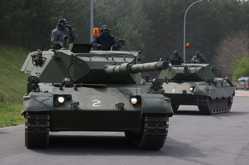Xe tăng chiến đấu chủ lực Leopard 1A5. Ảnh: GETTY IMAGES Xe tăng chiến đấu chủ lực Leopard 1A5. Ảnh: GETTY IMAGES