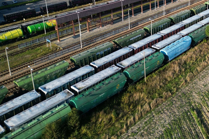 Ba Lan thiết lập tuyến đường cho ngũ cốc Ukraine