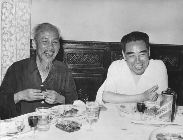 73 năm quan hệ hữu hảo Việt Nam - Trung Quốc qua những chuyến thăm