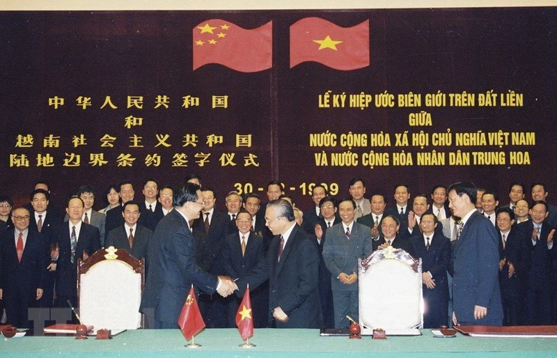 73 năm quan hệ hữu hảo Việt Nam - Trung Quốc qua những chuyến thăm