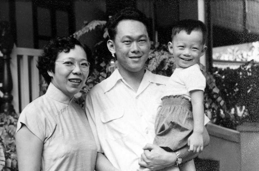 Ông Lý Hiển Long: Vị thủ tướng trưởng thành dưới tầm mắt của người dân Singapore
