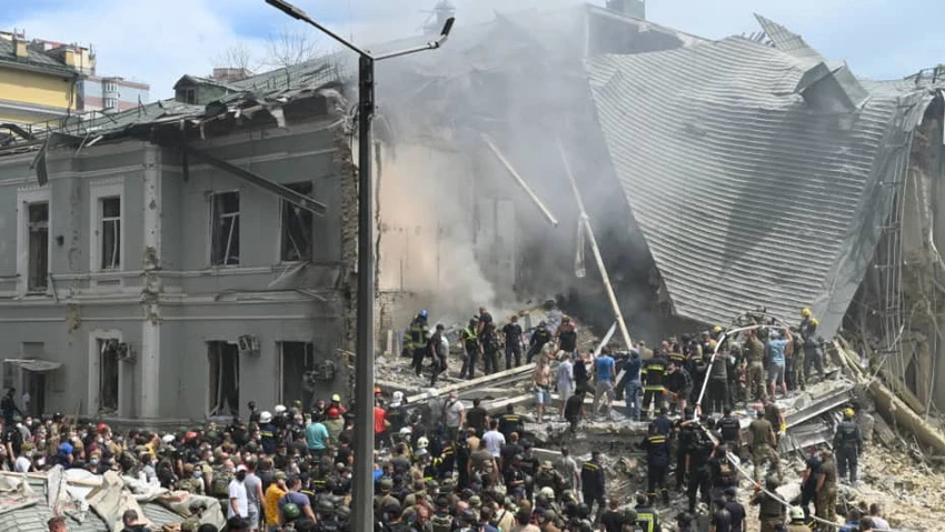 Ukraine muốn ICC truy tố vụ bệnh viện nhi ở Kiev trúng tên lửa