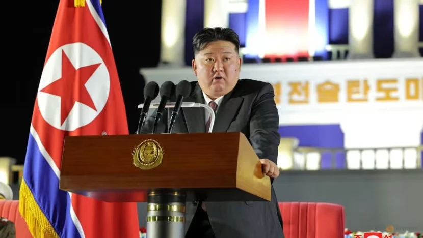 Ông Kim giám sát lễ bàn giao 250 bệ phóng tên lửa đạn đạo tới biên giới