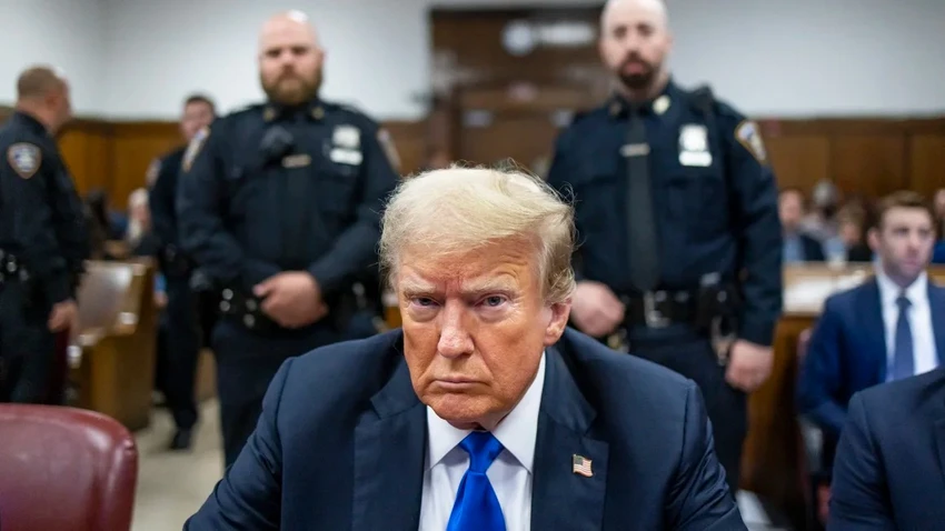 Phía ông Trump có hành động sau khi ông Biden ân xá cho con trai