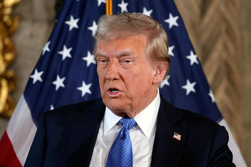 Ông Trump họp báo, bất ngờ nói về xung đột Nga-Ukraine