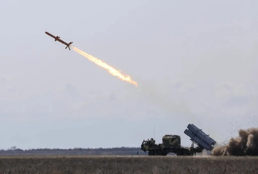 Ukraine sản xuất tên lửa (1).jpg