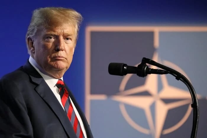 Đài NBC News đưa tin Tổng thống Mỹ Donald Trump đang xem xét từ bỏ vai trò Tổng tư lệnh Tối cao Đồng minh châu Âu (SACEUR)