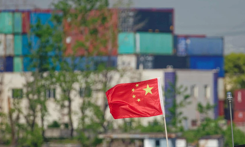 thue-doi-ung-va-su-khan-truong-cua-cac-ong-lon-2.png