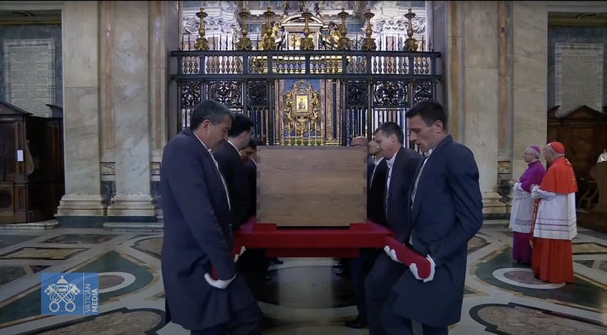 Ảnh màn hình 2025-04-26 lúc 18.12.28.png