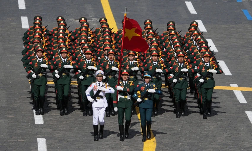 Đoàn Quân đội Nhân dân Việt Nam tham gia duyệt binh trên Quảng trường Đỏ. Ảnh: ĐẠI SỨ QUÁN NGA TẠI VIỆT NAM