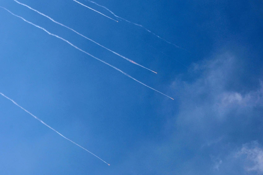Israel ra cảnh báo với lãnh tụ tối cao Iran; Tehran hạ thêm tiêm kích F-35