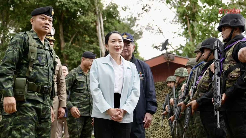 loat-tinh-bieu-tinh-doi-thu-tuong-thai-lan-tu-chuc-lien-minh-cam-quyen-de-cu-nguoi-thay-the.jpg
