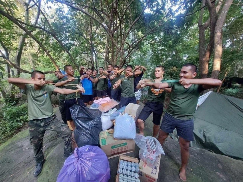 1.jpg