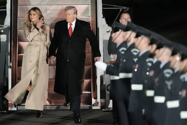 Ông Trump tới Anh, bắt đầu chuyến thăm cấp nhà nước
