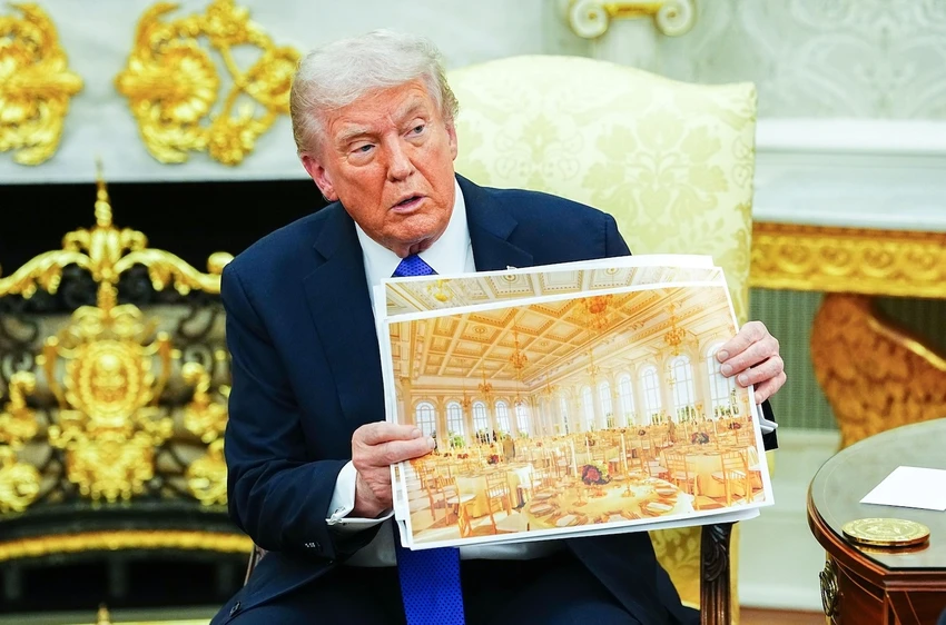 Nhà Trắng lên tiếng thông tin ông Trump đặt tên ông cho phòng khiêu vũ Nhà Trắng